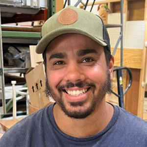 Ricardo, an expert bath installer at Bay State Bath