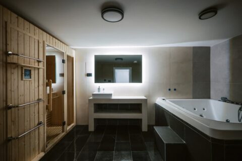 Time to Replace Your Tub, New England